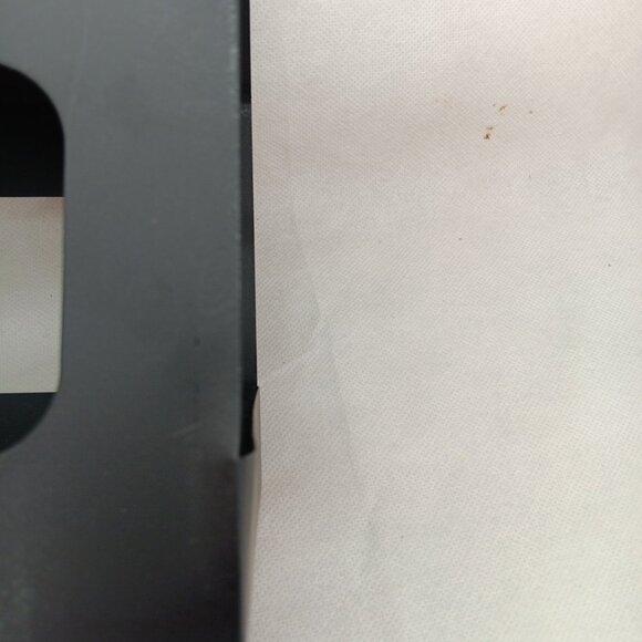 outdoor bird suet feeder 9.25'' black,threshold,rust resistant, new, - Picture 5 of 9